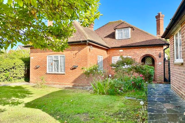 Christ Church Mount, Epsom 2 bed detached house for sale