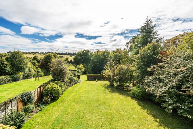 Warren Road, Guildford, Surrey, GU1 4 bed detached house for sale