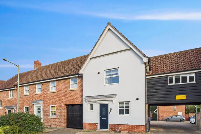 Fen Way, Bury St Edmunds IP33 3 bed end of terrace house for sale