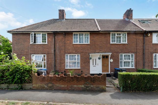 Farm Road, Morden SM4 2 bed house for sale