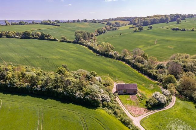 6 bedroom farm house for sale