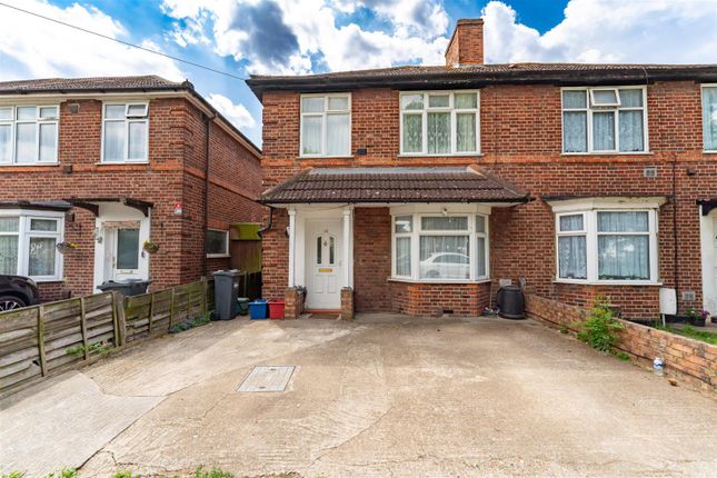 Colwyn Crescent, Hounslow TW3 3 bed semi