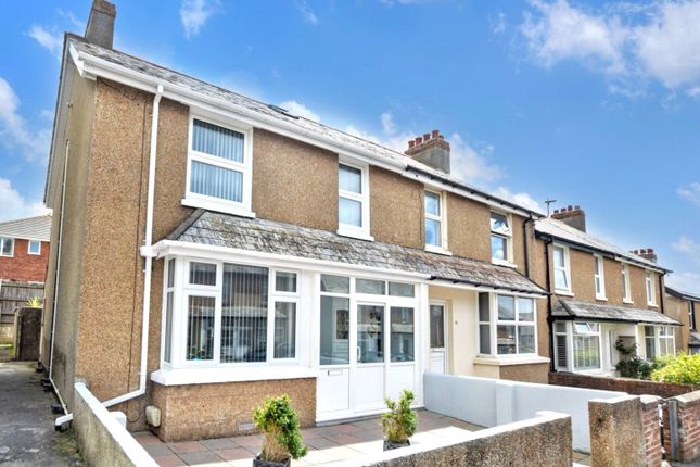 4 bedroom end of terrace house for sale