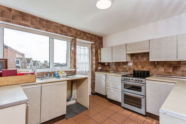 2 bedroom semi-detached bungalow for sale