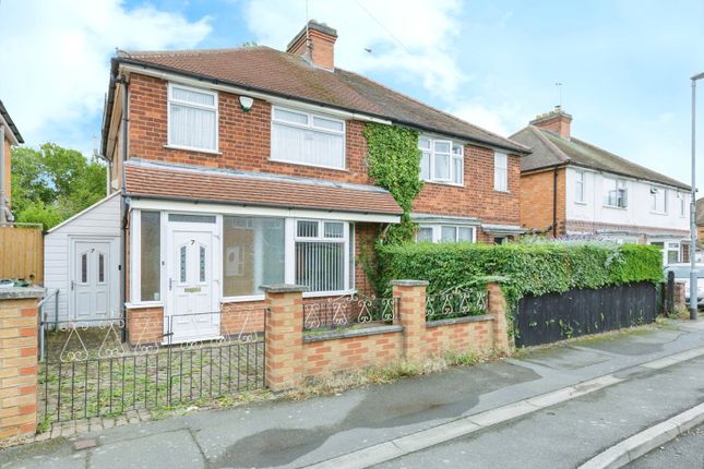 2 bedroom semi-detached house for sale