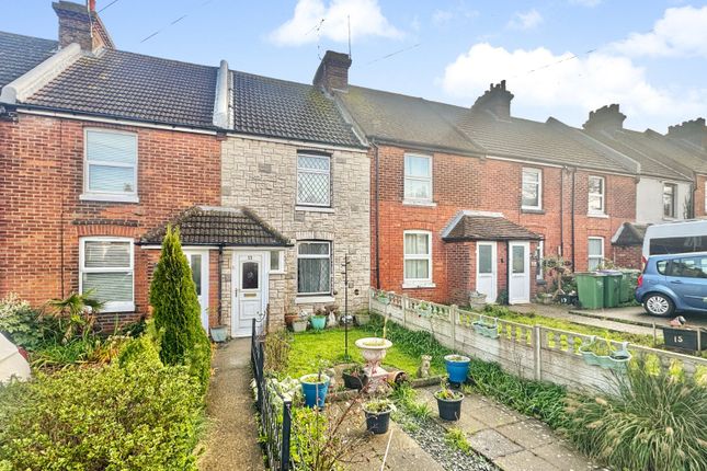 Stanley Road, Kent CT19 2 bed terraced house for sale