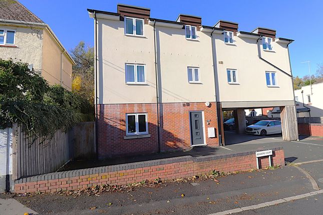 Seagers Court, Audley Road... 2 bed flat for sale