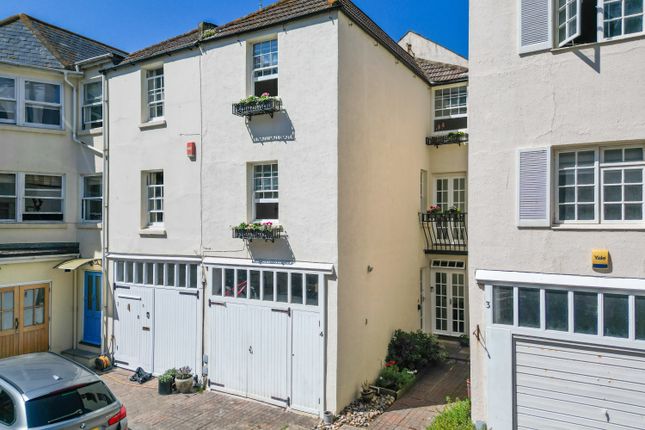 Brunswick Mews, Hove, East Sussex, BN3 3 bed mews for sale
