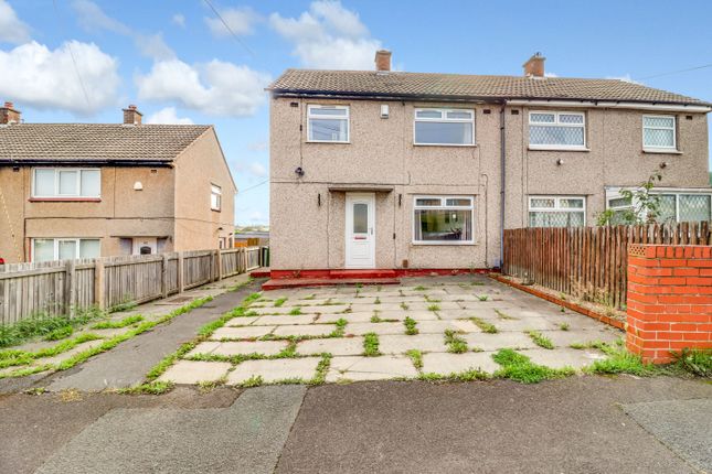 Teddington Avenue, Huddersfield, West... 3 bed semi