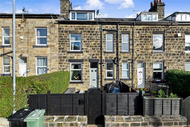 Wellington Mount, Leeds, West Yorkshire 3 bed terraced house for sale