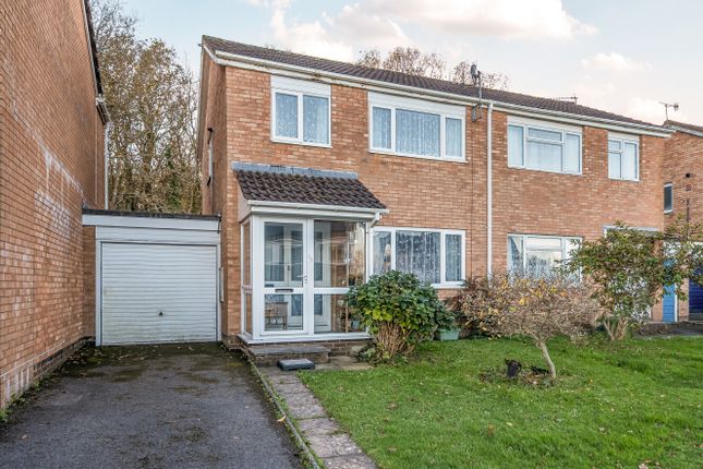 Heal Park Crescent, Fremington... 3 bed semi