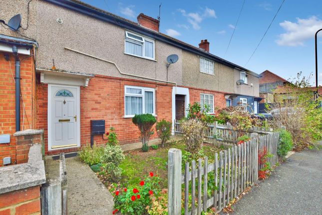 Staunton Road, Slough 3 bed terraced house for sale