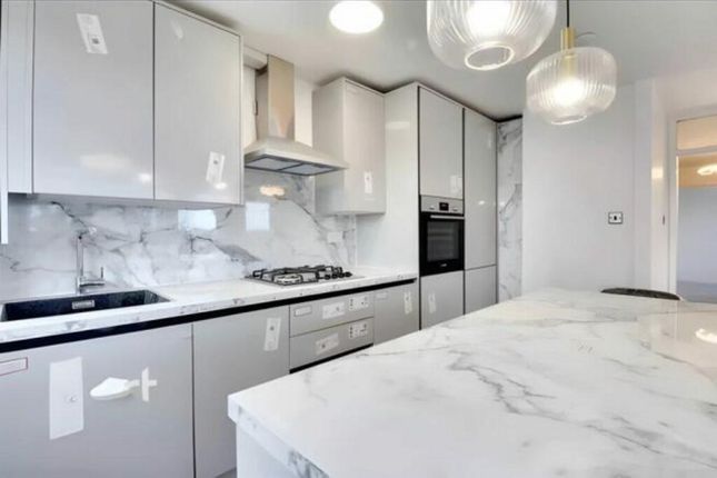 Whittingham Avenue, Southend