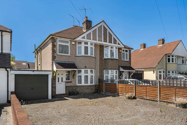 Powder Mill Lane, Twickenham, TW2 3 bed semi