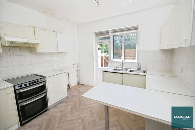 Haslemere Avenue, Hendon, NW4 3 bed detached house for sale