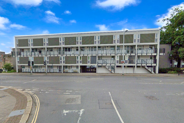 Vauxhall Street, Plymouth PL4 2 bed maisonette for sale