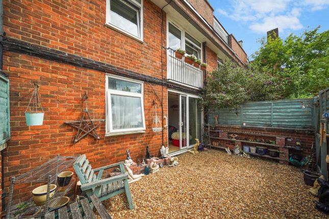 Myrtle Walk, Hoxton N1 1 bed flat for sale