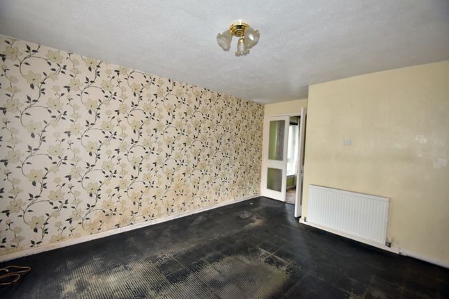3 bed flat