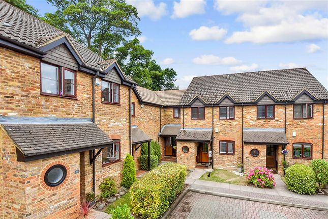 2 bed end terrace house