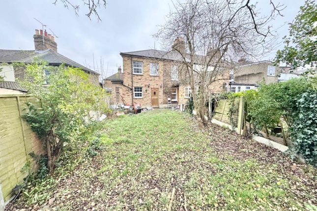 Tower Hill, Brentwood CM14 3 bed end of terrace house for sale