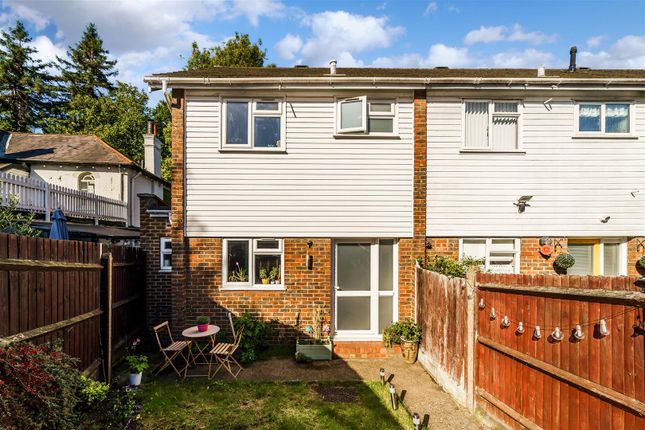 Kingston Road, Epsom 2 bed terraced house for sale