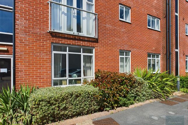 Ushers Court, Trowbridge BA14 2 bed apartment for sale