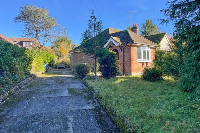 Dunstable Road, Dunstable LU6 3 bed bungalow for sale
