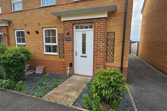3 bed end terrace house