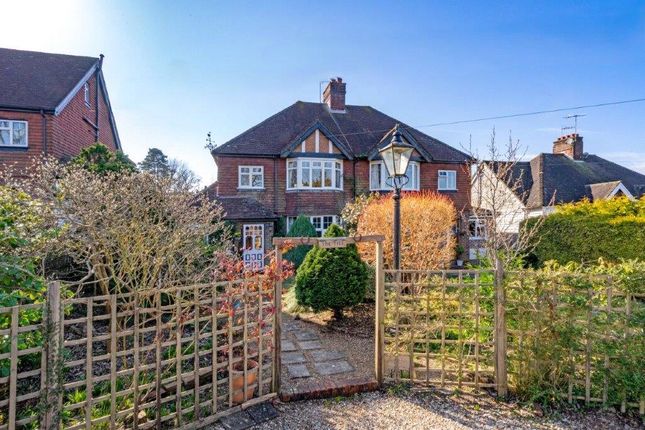 Durgates, Wadhurst, East Sussex, TN5 3 bed semi