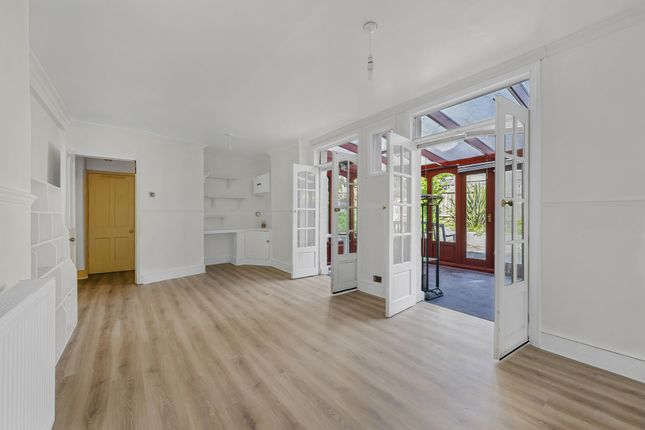 Faversham Road, SE6 2 bed maisonette for sale