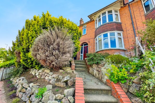 Park Street, Luton, Bedfordshire, LU1... 3 bed semi