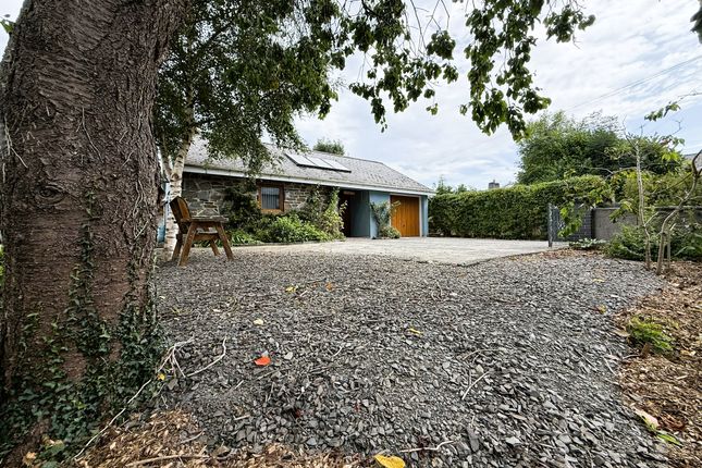 Lisburne Row, Pontrhydfendigaid SY25 4 bed detached bungalow for sale