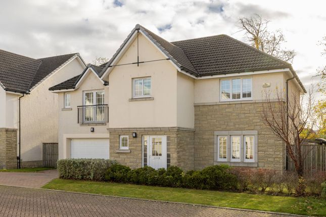 19 Oakwood Court, Edinburgh, EH12 8WW 5 bed detached house for sale