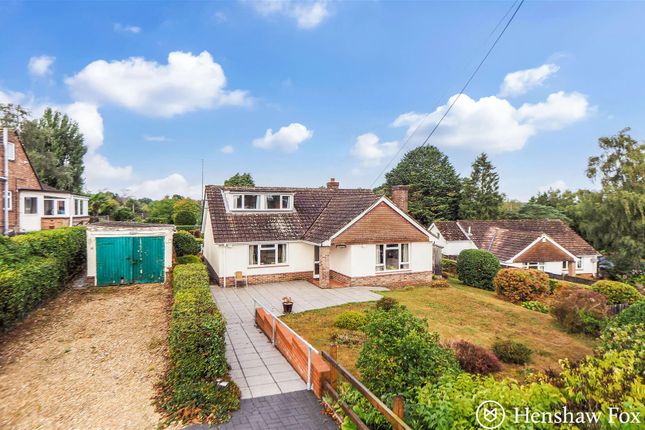 Oakleigh Drive, Landford, Wiltshire 3 bed chalet for sale