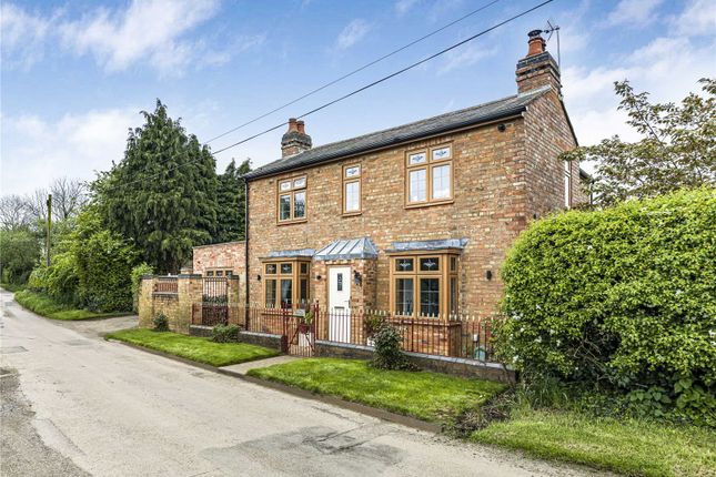 West Farndon, South Northamptonshire 3 bed detached house for sale
