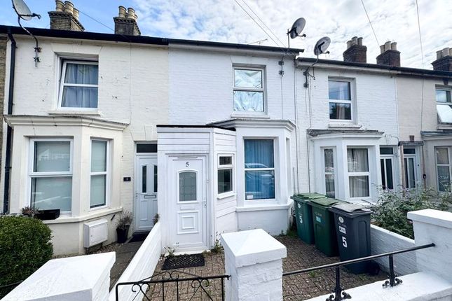 Arctic Road, Cowes 3 bed terraced house for sale