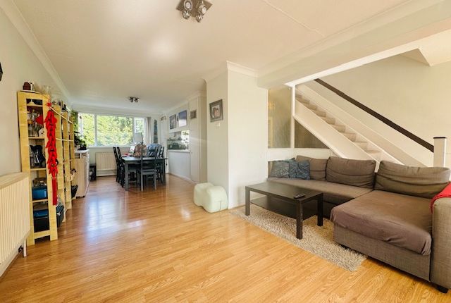 4 bed town house