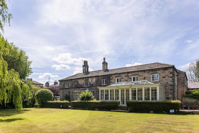 The Avenue, Harewood LS17 6 bed detached house for sale