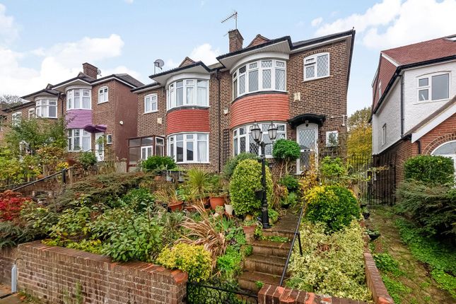 Norwood Park Road, West Norwood... 3 bed semi