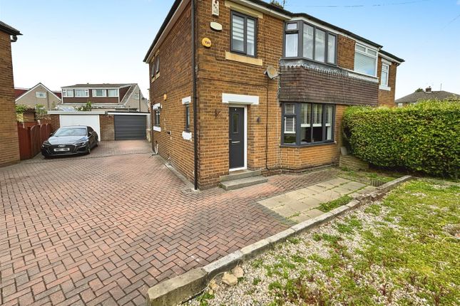 Moorside Gardens, Bradford BD2 3 bed semi