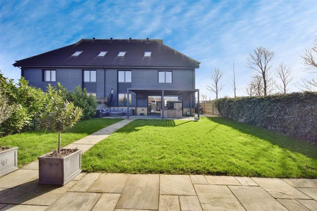 Scocles Court, Minster On Sea, Sheerness 6 bed house for sale