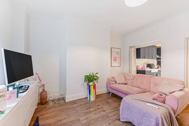 Winchester Street, Pimlico, London, SW1V 2 bed flat for sale
