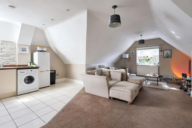 Egerton Road, Woodthorpe, Nottingham 2 bed apartment for sale