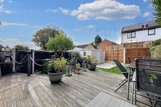 Passingham Close, Billericay CM11 3 bed semi