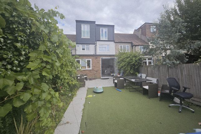 Park Road, Hendon, NW4 4 bed terraced house for sale