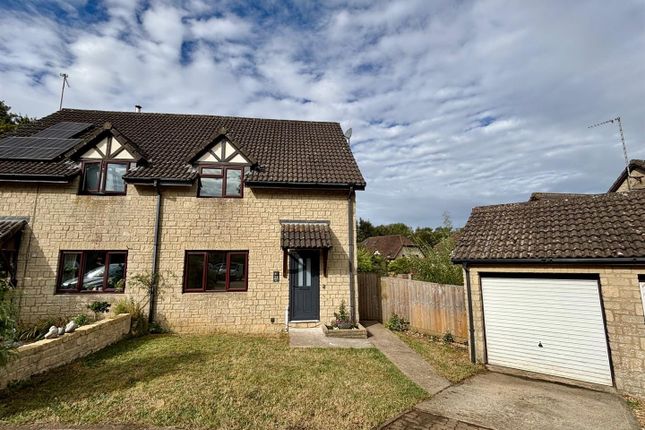 Farleigh Rise, Monkton Farleigh BA15 3 bed semi