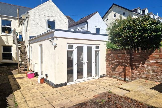 2 bed flat