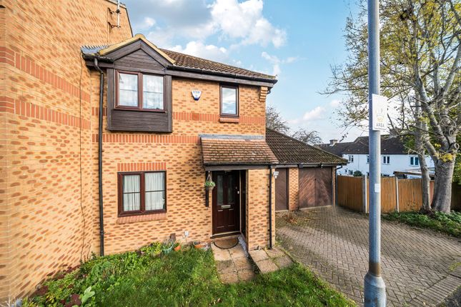 3 bed end terrace house