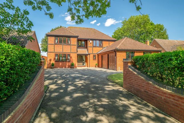 Spridlington Road, Faldingworth... 4 bed detached house for sale