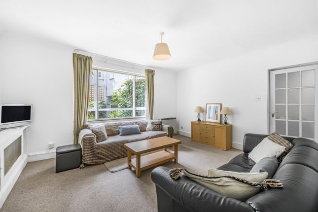 Westbourne Terrace, Bayswater, London 1 bed flat for sale